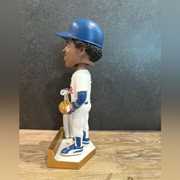 2024 SGA Los Angeles Dodgers Legend Dusty Baker Bobblehead MLB NEW - Picture 9 of 13